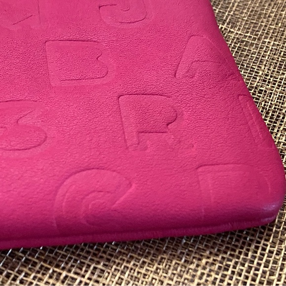 Authentic Marc Jacobs key pouch - Picture 7 of 10